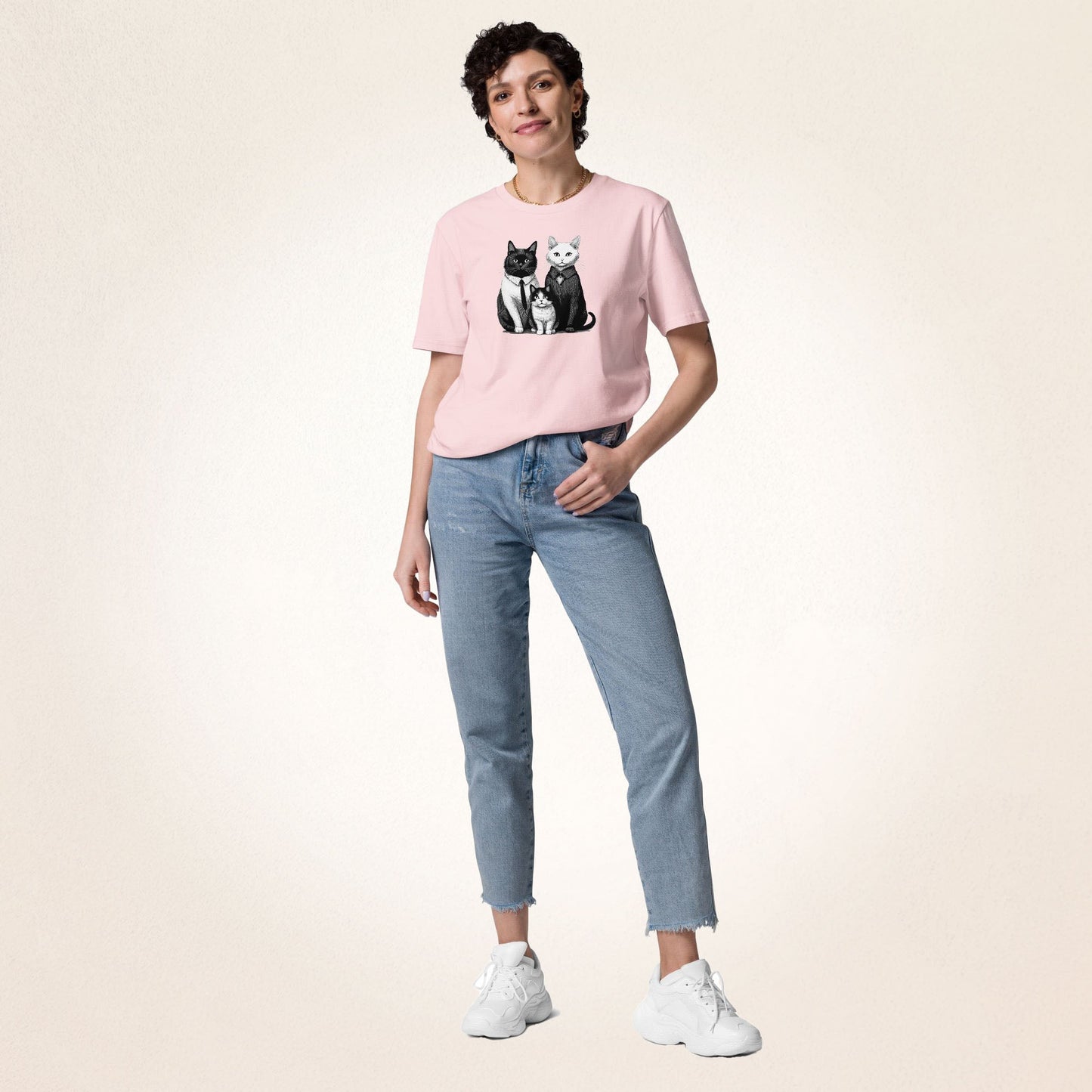 Addams Cat Family | organic cotton t-shirt - Gorma & Friends