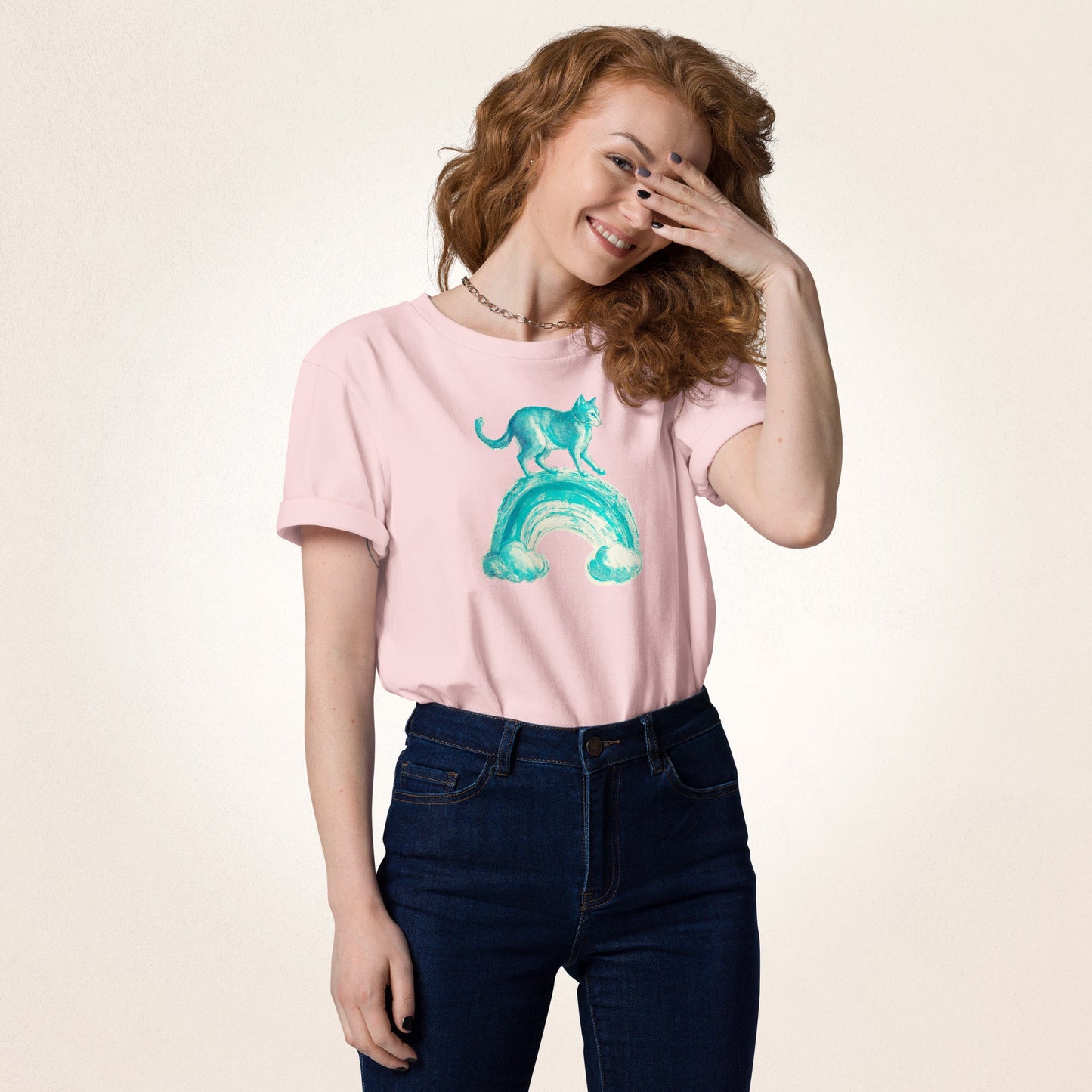 Cat on the Cloud | Unisex organic cotton t-shirt - Gorma & Friends